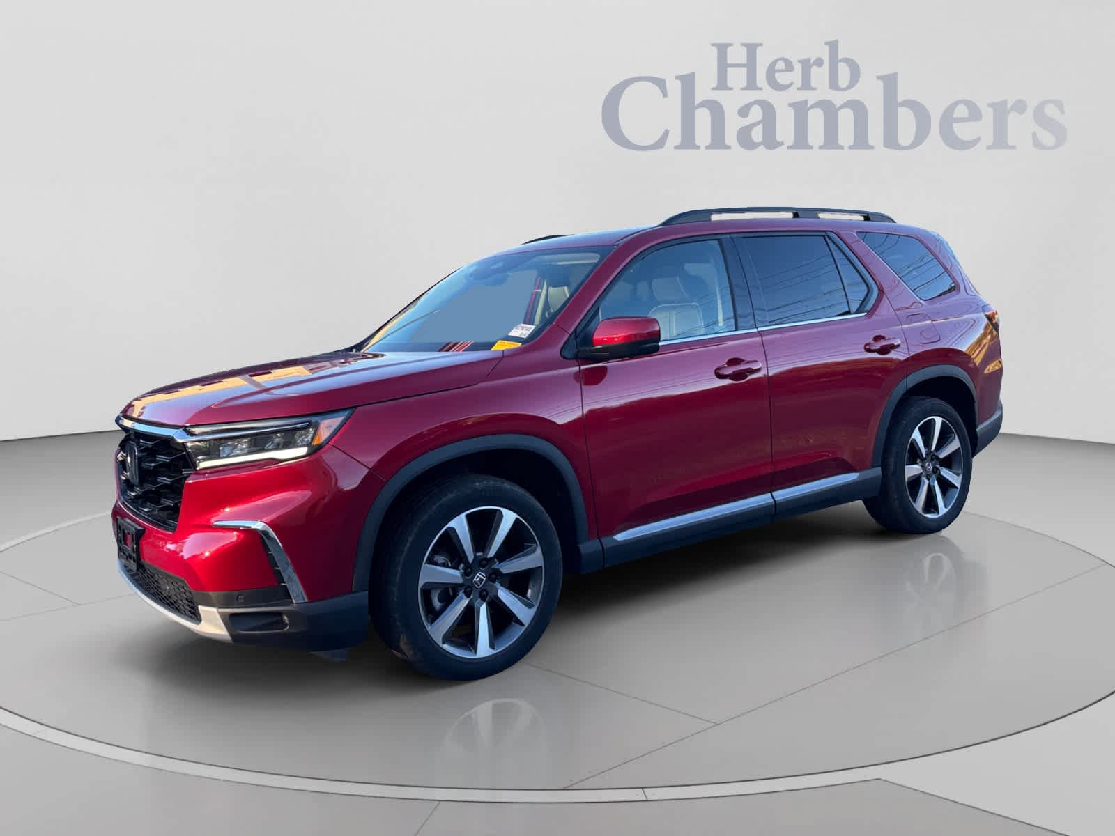 Used 2023 Honda Pilot Elite image 4