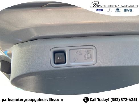 Certified 2024 Lincoln Navigator L Black Label image 17