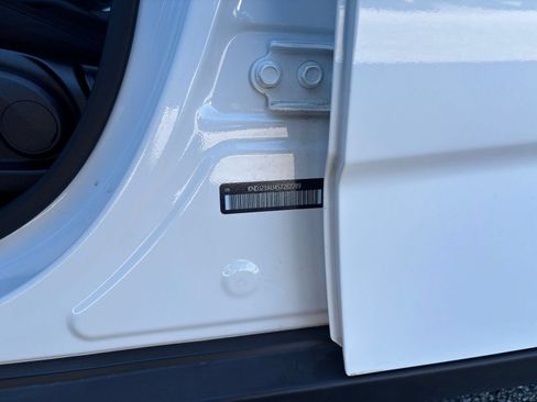 Used 2025 Kia Soul LX w/ LX Technology Package FWD image 27