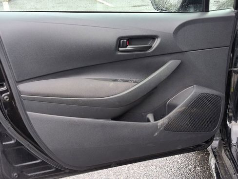 Used 2023 Toyota Corolla LE FWD image 29