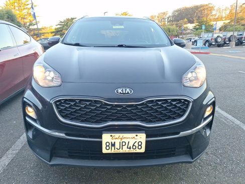 Used 2020 Kia Sportage EX image 2