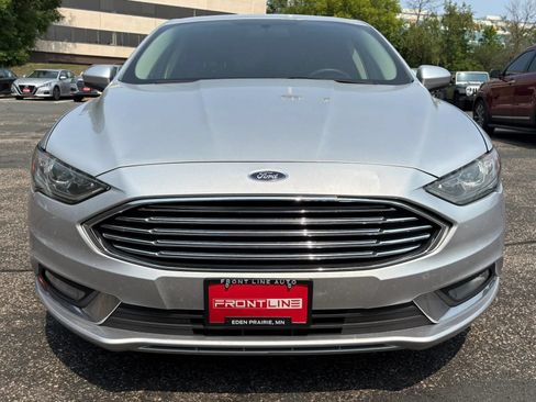 Used 2017 Ford Fusion SE w/ Equipment Group 601A FWD image 14