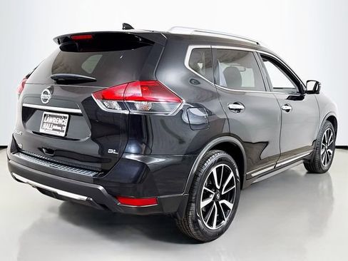 Used 2018 Nissan Rogue SL w/ Premium Package image 4