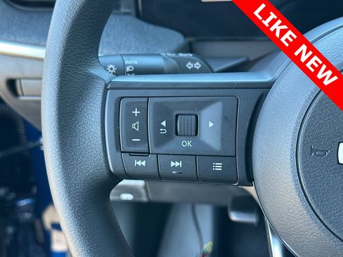 Used 2026 Nissan Kicks SV image 25