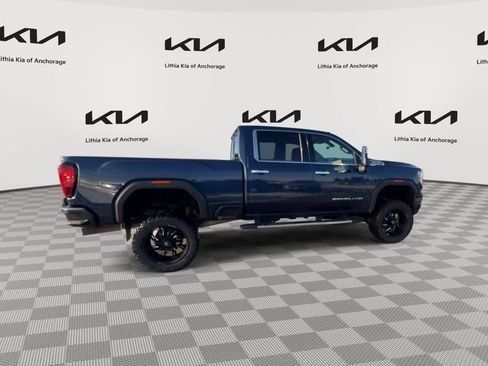 Used 2021 GMC Sierra 2500 Denali w/ Denali Ultimate Package AWD/4WD image 2