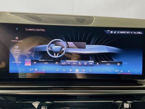 New 2026 BMW X5 xDrive50e w/ Parking Assistance Package AWD/4WD image 17
