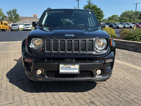 Used 2022 Jeep Renegade Latitude AWD/4WD image 8