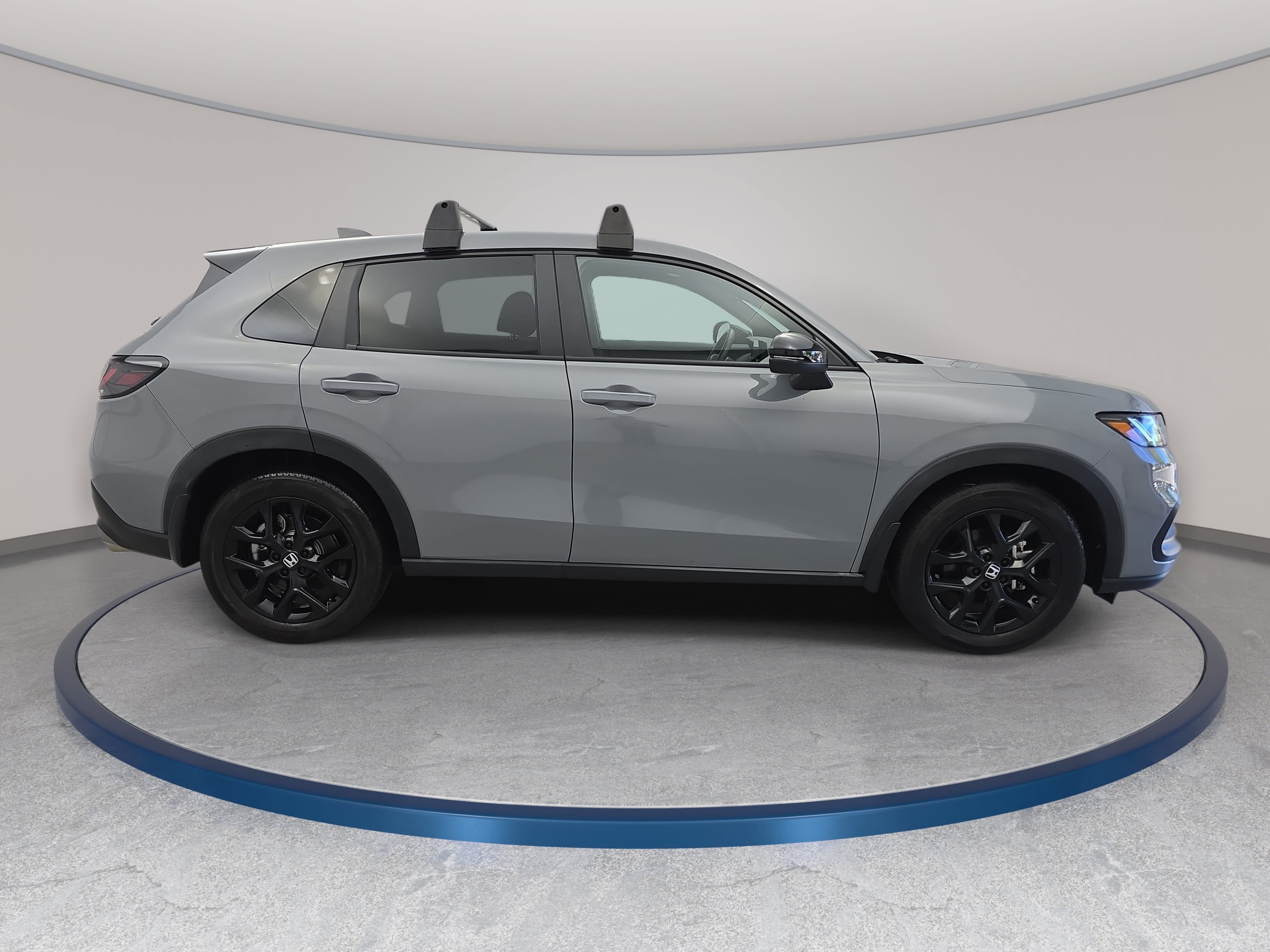 Used 2025 Honda HR-V Sport image 4