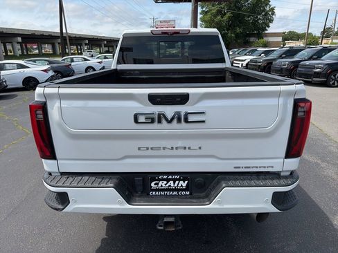 Used 2024 GMC Sierra 2500 Denali Ultimate AWD/4WD image 6