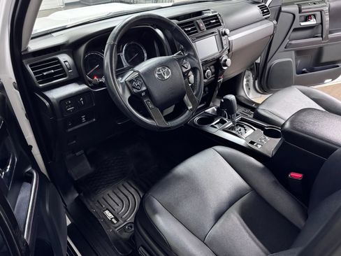 Used 2016 Toyota 4Runner Trail Premium AWD/4WD image 17
