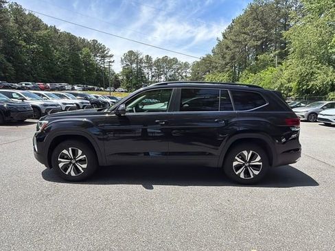 Used 2026 Volkswagen Atlas SE FWD image 4