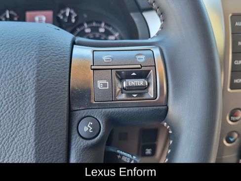 Used 2015 Lexus GX 460 w/ Premium Package AWD/4WD image 17