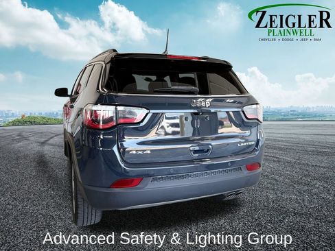 Used 2018 Jeep Compass Limited w/ Navigation Group AWD/4WD image 4