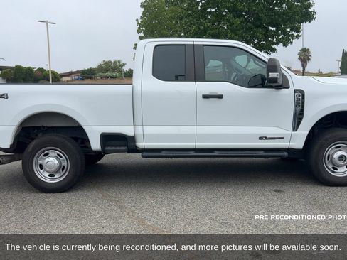 Used 2023 Ford F350 XL AWD/4WD image 4