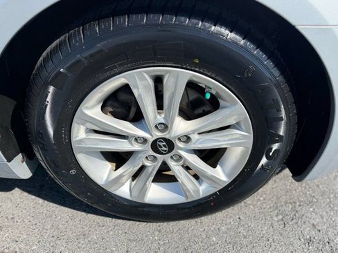 Used 2012 Hyundai Sonata GLS w/ Popular Equipment Pkg FWD image 8