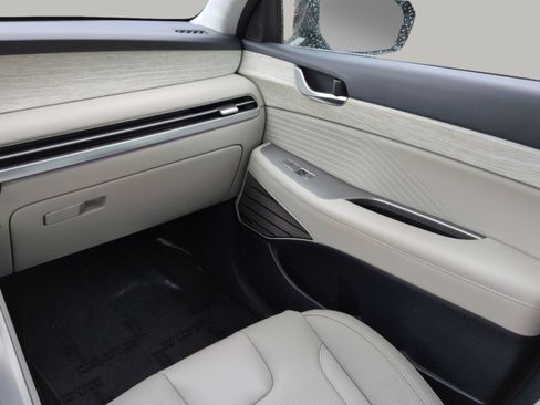 Used 2024 Hyundai Palisade Calligraphy FWD image 22
