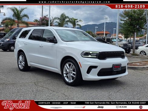 Used 2024 Dodge Durango GT RWD image 1