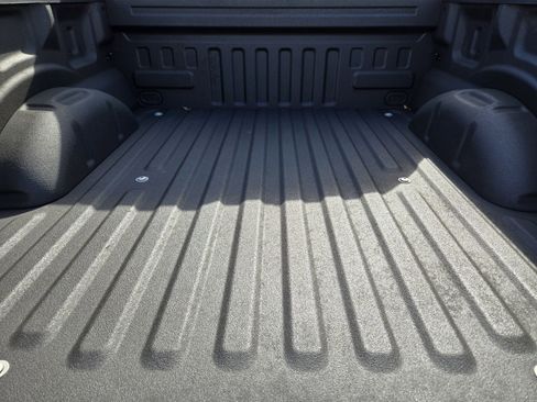 Used 2023 Ford F150 Lariat w/ Equipment Group 502A High image 32