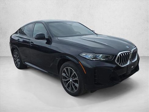 Used 2024 BMW X6 xDrive40i w/ Premium Package AWD/4WD image 9