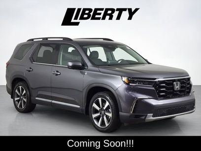 Used 2025 Honda Pilot Elite