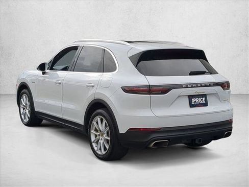 Used 2019 Porsche Cayenne E-Hybrid image 8