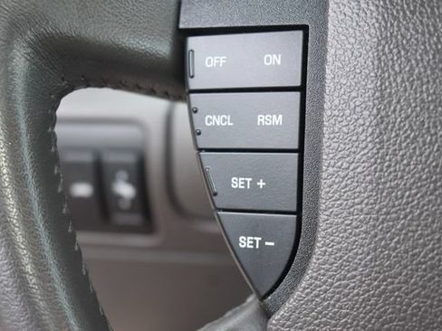 Used 2009 Ford Taurus Limited AWD/4WD image 30