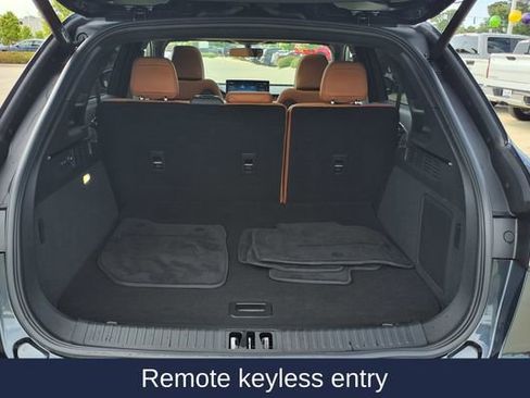 Used 2022 Lincoln Nautilus Black Label image 12