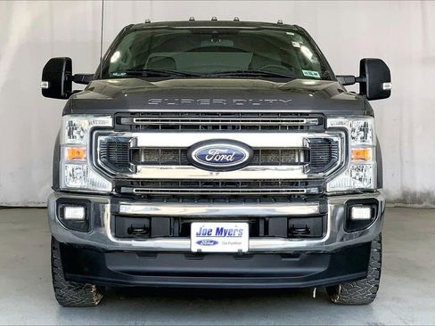Used 2022 Ford F250 XLT w/ XLT Value Package image 3