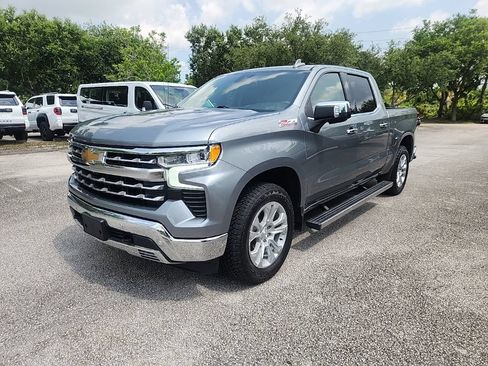 Used 2023 Chevrolet Silverado 1500 LTZ w/ Z71 Off-Road Package AWD/4WD image 5