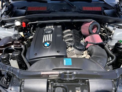 Used 2009 BMW 135i Convertible RWD image 27