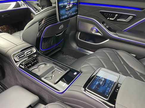 Used 2022 Mercedes-Benz Maybach S 580 4MATIC image 42