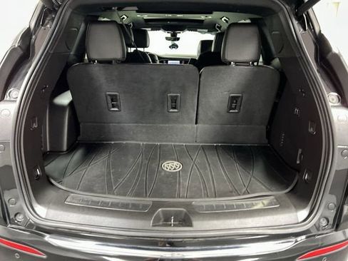 Certified 2024 Buick Enclave Avenir w/ Avenir Technology Package image 27
