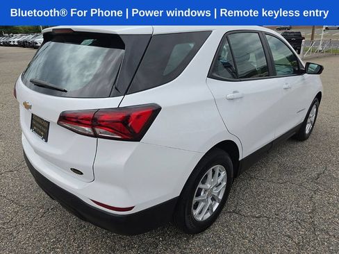 Certified 2024 Chevrolet Equinox LS FWD image 3