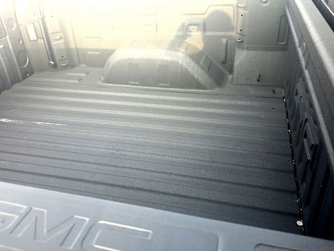 Used 2024 GMC Sierra 1500 SLT w/ SLT Premium Plus Package RWD image 6