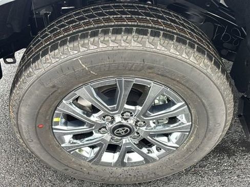 New 2025 Toyota Tacoma Limited image 33