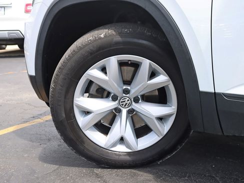 Used 2018 Volkswagen Atlas SE image 15