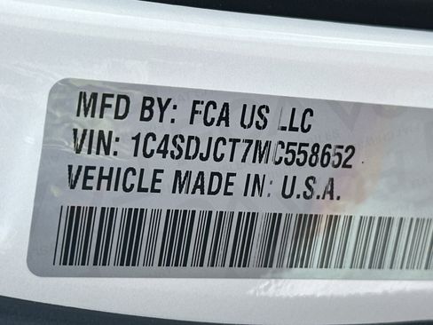 Used 2021 Dodge Durango R/T w/ Technology Group AWD/4WD image 33