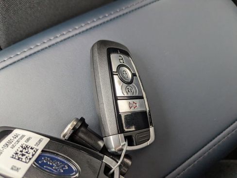 New 2025 Ford Maverick XLT w/ XLT Luxury Package image 33