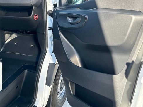New 2025 Mercedes-Benz Sprinter 2500 image 12