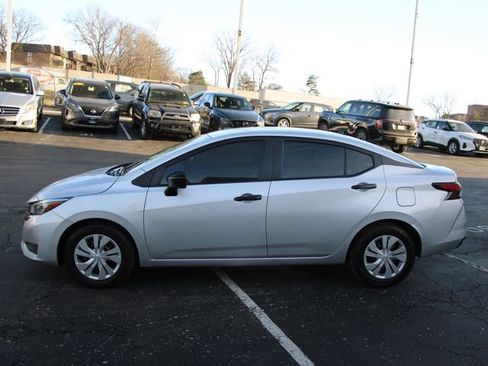 Certified 2025 Nissan Versa S w/ Trunk Package image 2