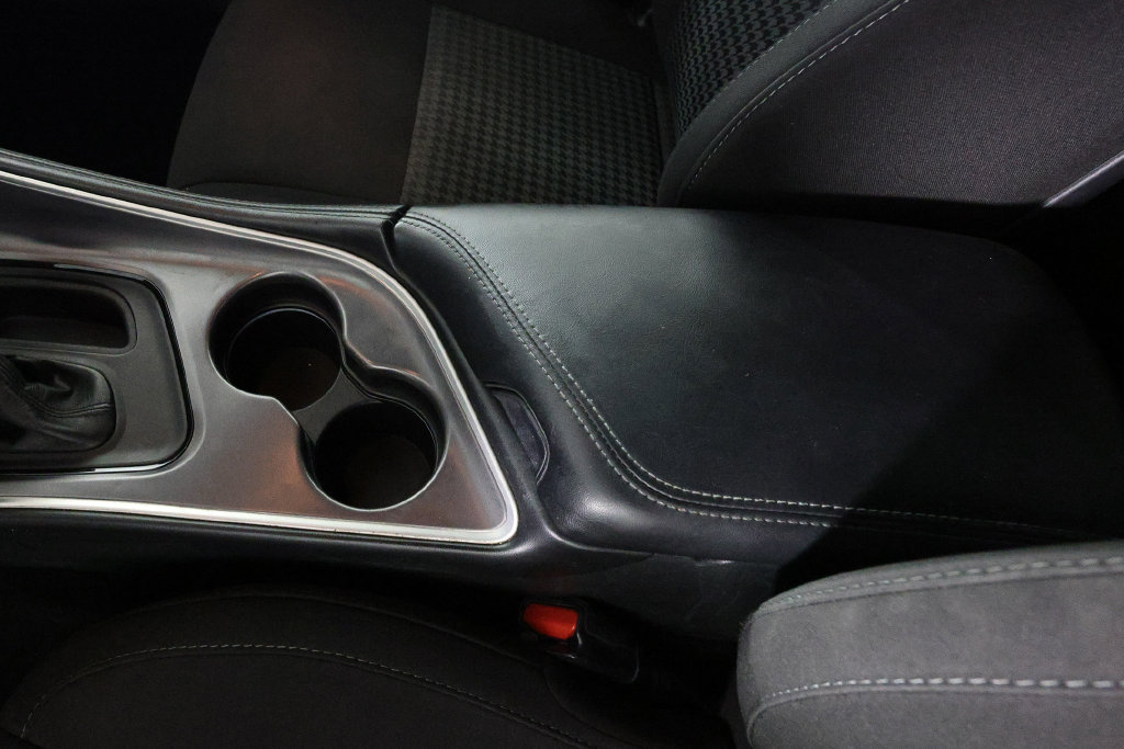 Used 2021 Dodge Challenger R/T RWD image 31