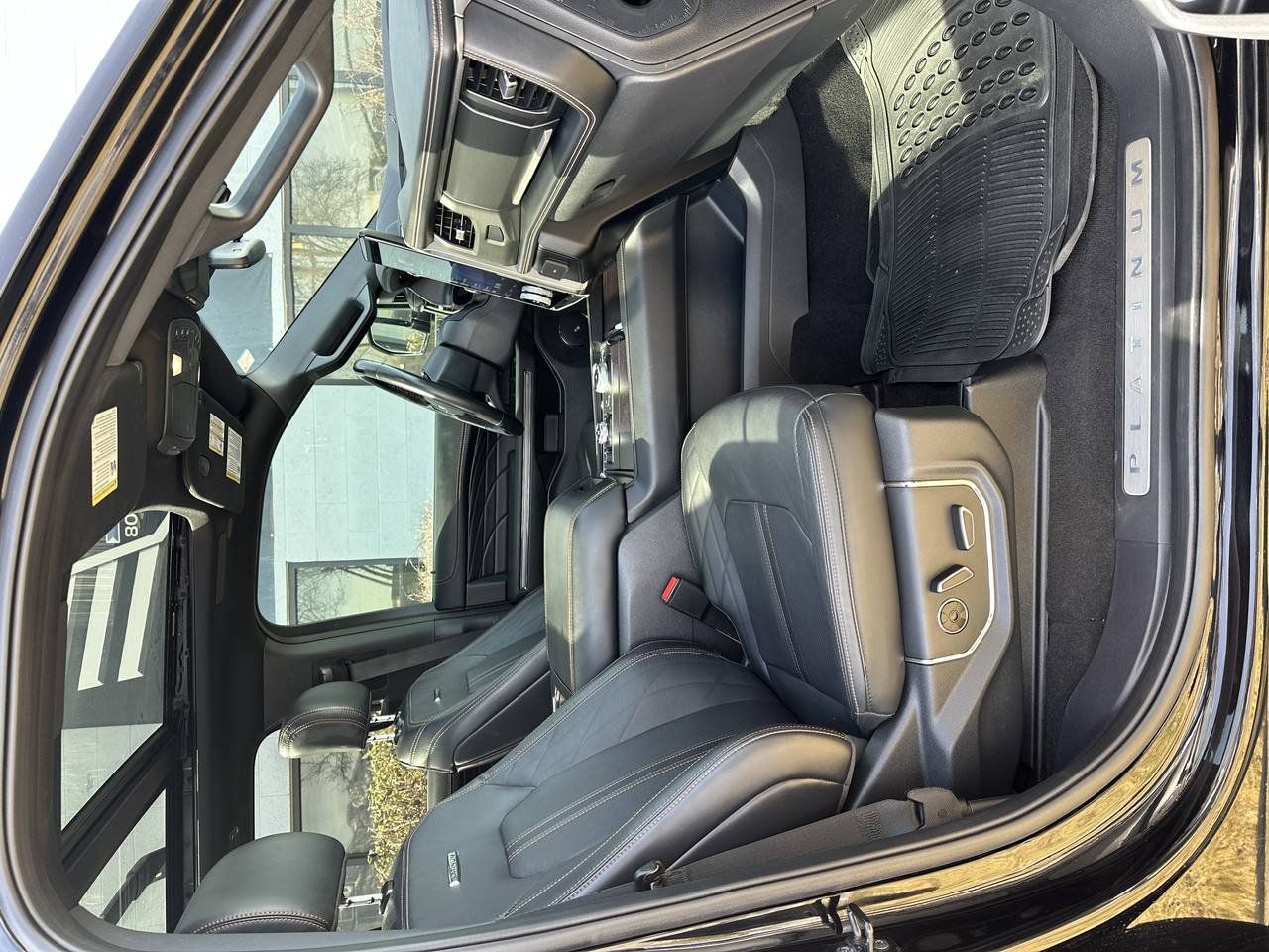 Used 2024 Ford Expedition Max Platinum AWD/4WD image 23
