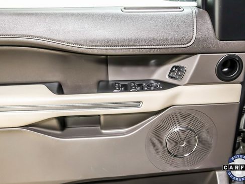 Used 2021 Ford Expedition Max XLT image 23