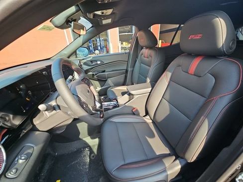 New 2026 Chevrolet Trax RS w/ Driver Confidence Package FWD image 21