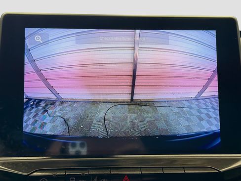 Used 2024 Jeep Compass Sport image 16