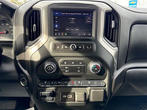 Used 2025 Chevrolet Silverado 2500 Custom w/ Custom Value Package image 21