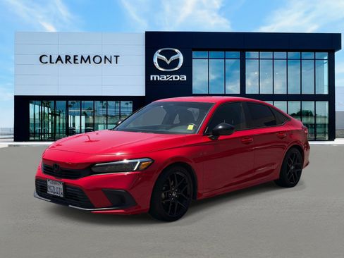 Used 2023 Honda Civic Sport image 3