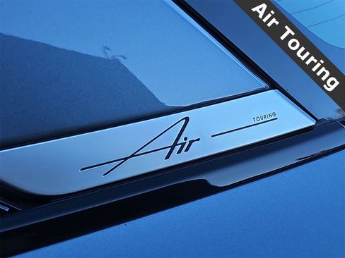 Used 2024 Lucid Air Touring image 11