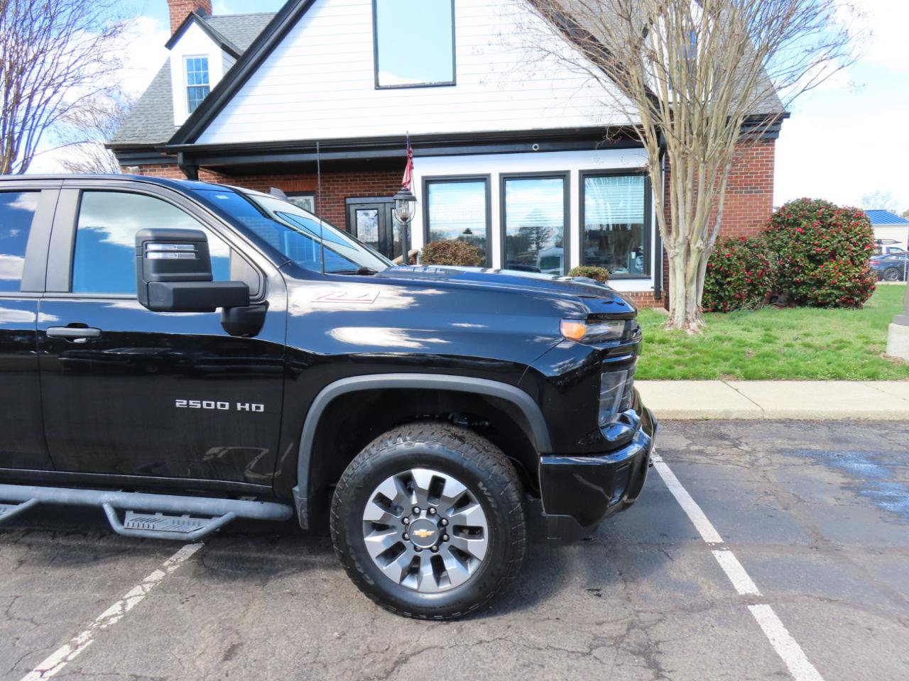 Used 2024 Chevrolet Silverado 2500 Custom w/ Z71 Off-Road Package AWD/4WD image 12