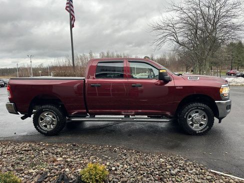 Used 2024 RAM 2500 Tradesman w/ Chrome Appearance Group image 8